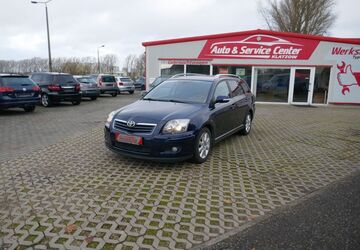 Toyota Avensis 257.600 km 3.990 &euro; Altentreptow 17087