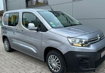 Citroen Berlingo 104.900 km 8.900 &euro; Hamburg 21107