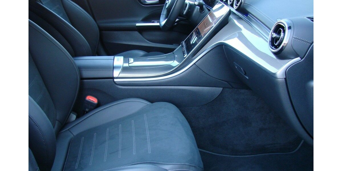 Mercedes-Benz C 220 d AMG Mild-Hybrid LED Distronic Pro AHK Kame 19.406 km 39.980 &euro; Falkensee 14612