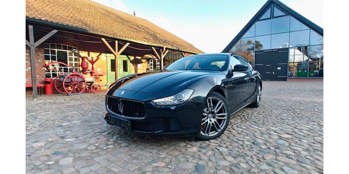 Maserati Ghibli 56.000 km 36.999 &euro; Norderstedt 22844