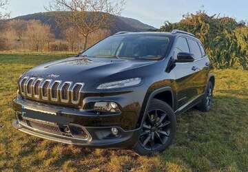 Jeep Cherokee 129.000 km 14.500 &euro; Gleisweiler 76835
