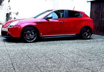 Alfa Romeo Giulietta 172.000 km 14.500 &euro; Buchen (Markt Erlbach) 91459