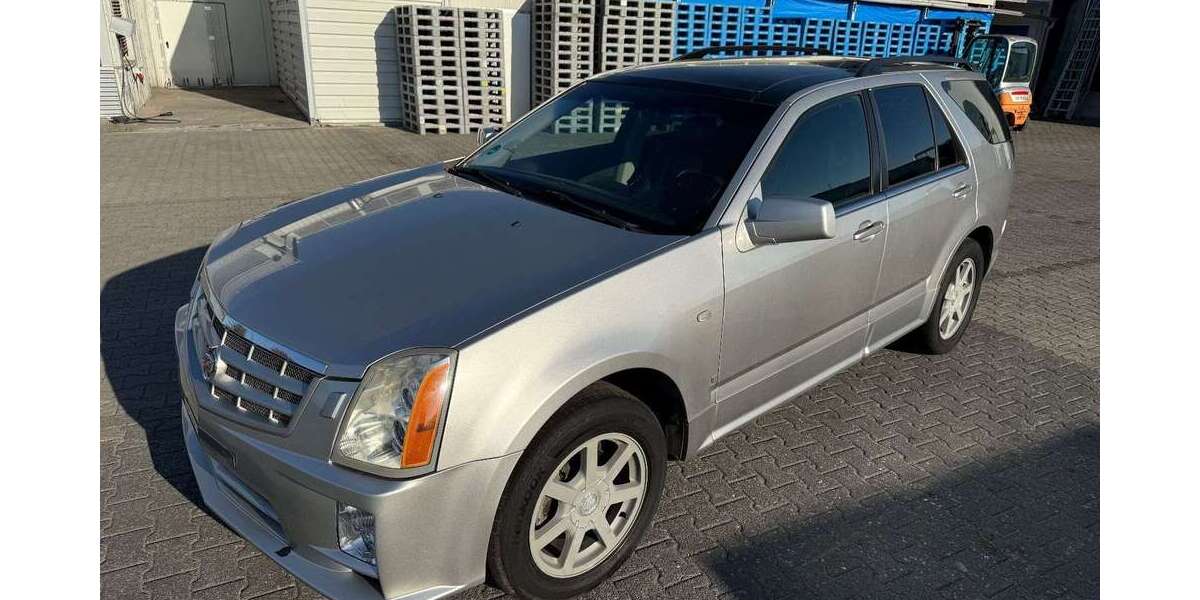 Cadillac SRX 149.000 km 4.599 &euro; Berlin 12277