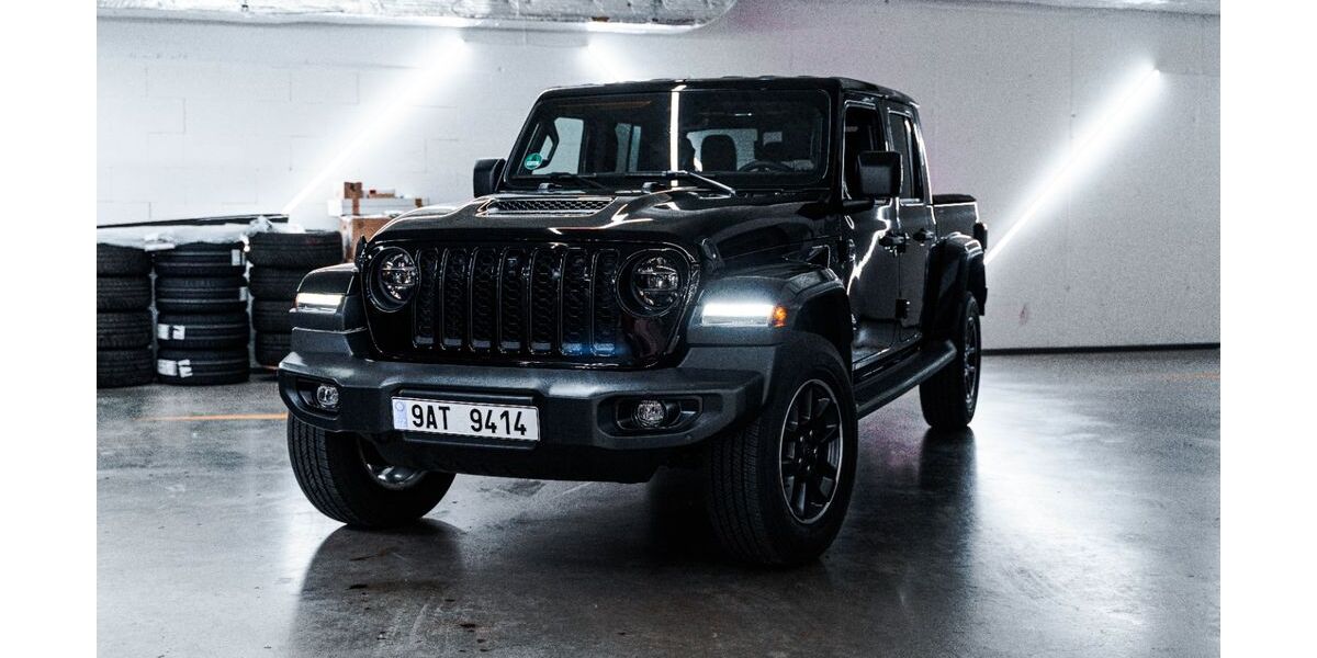 Jeep Gladiator 20.000 km 59.000 &euro; Berlin 10783