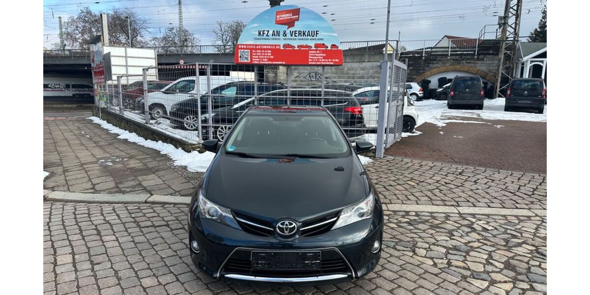 Toyota Auris 75.000 km 9.490 &euro; Magdeburg 39124