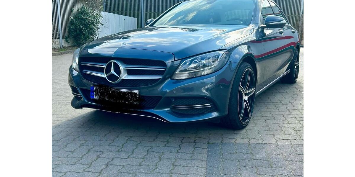Mercedes-Benz C 250 198.000 km 15.500 &euro; Bönningstedt 25474