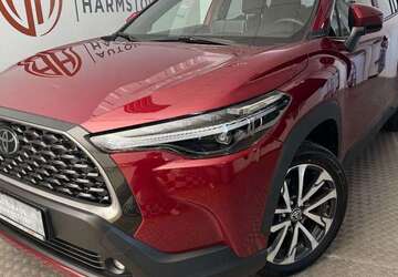 Toyota Corolla Cross 17.500 km 32.970 &euro; Harmstorf 21228