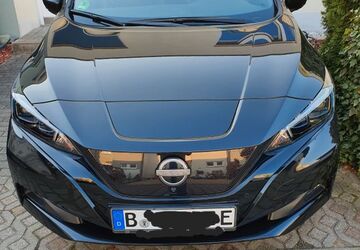 Nissan Leaf 18.378 km 16.999 &euro; Berlin 13059