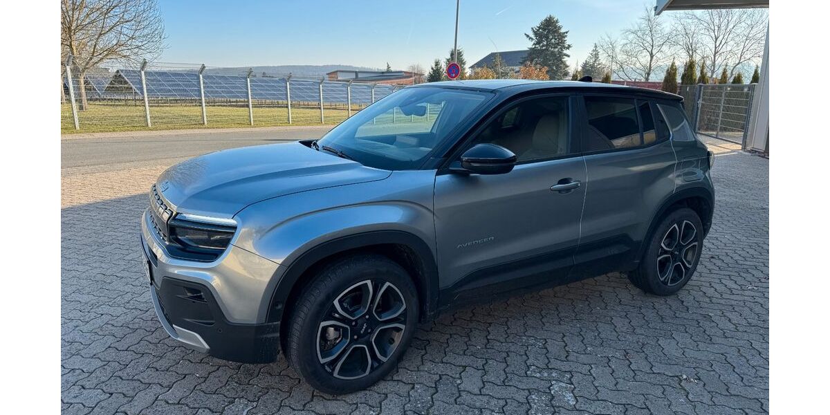 Jeep Avenger 4.200 km 27.500 &euro; Bad Homburg 61350