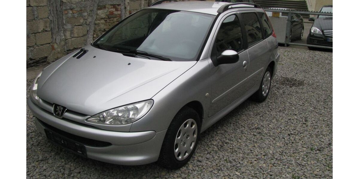 Peugeot 206 215.000 km 1.850 &euro; herrenberg 71083