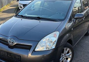 Toyota Corolla Verso 213.500 km 3.999 &euro; Frankfurt am Main 65933