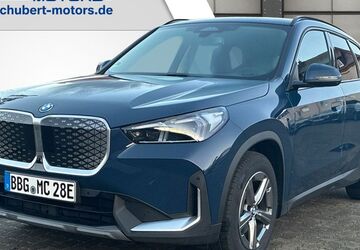 BMW iX1 1.500 km 44.690 &euro; Oschersleben 39387