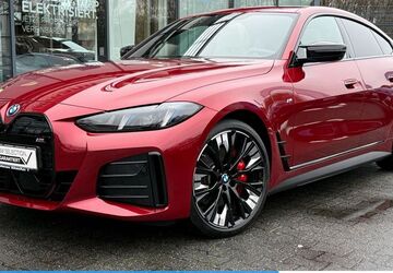 BMW i4 20.041 km 58.440 &euro; Mülheim 45472