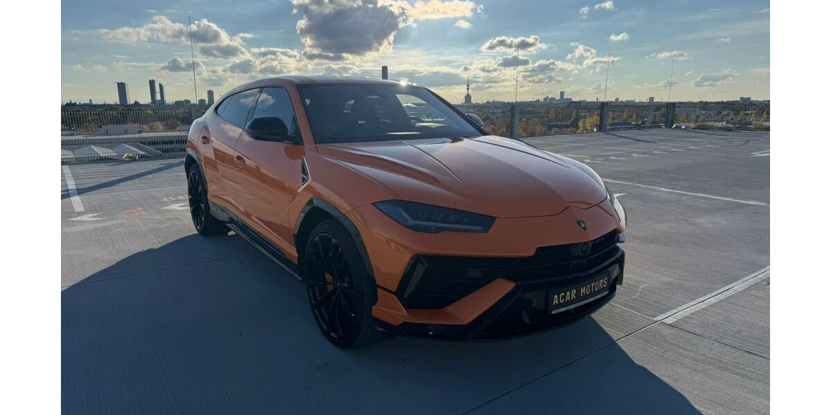 Lamborghini Urus 21.000 km 296.310 &euro; München 80939