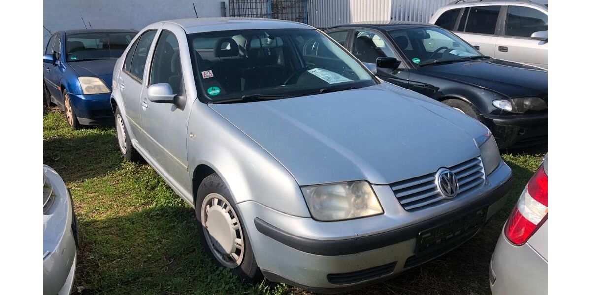 VW Bora 185.000 km 1.988 &euro; Wiesloch 69168