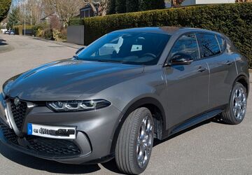 Alfa Romeo Tonale 3.000 km 36.399 &euro; Köln 50933