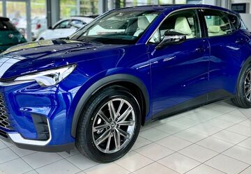 Lexus LBX 15.290 km 32.248 &euro; Amberg 92224