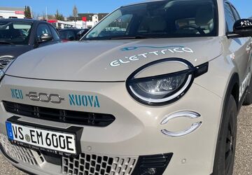 Fiat 600e 16.500 km 31.990 &euro; Villingen-Schwenningen 78052