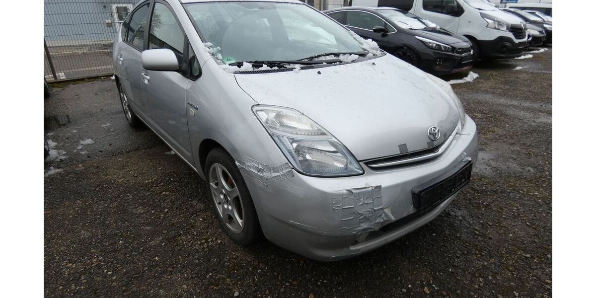 Toyota Prius 303.000 km 2.980 &euro; Neu-Ulm 89231