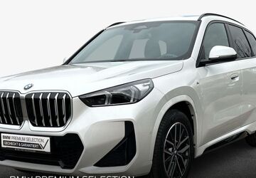 BMW X1 9.335 km 43.540 &euro; Karlsruhe 76227