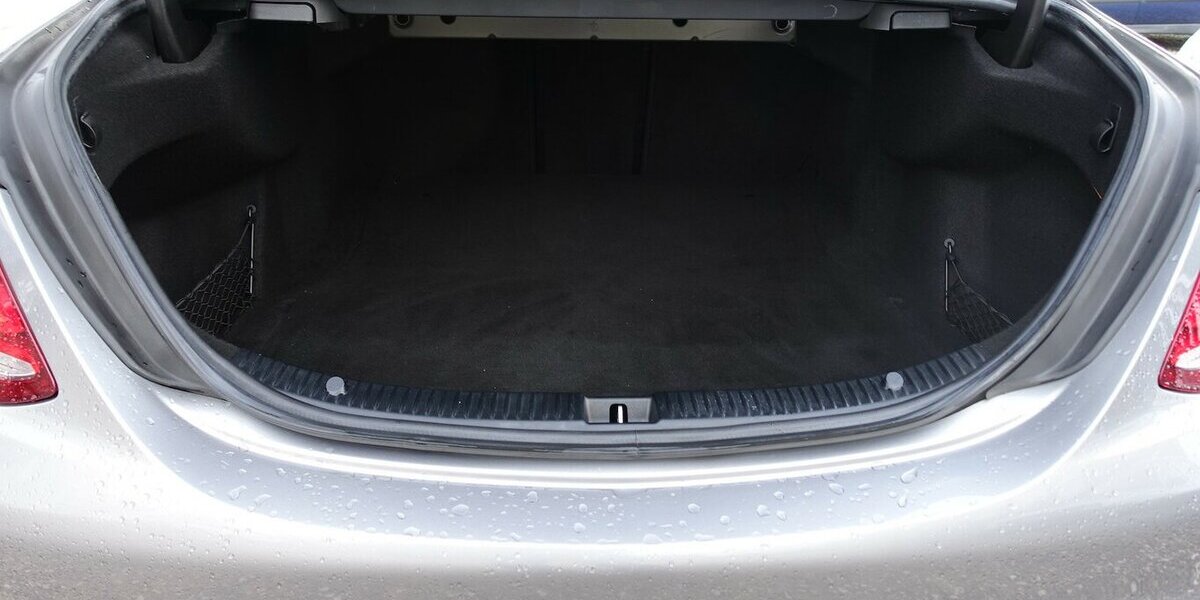 Mercedes-Benz C 250 Lim. 4Matic BlueTEC / d Distr. LED Burmester 175.800 km 19.950 &euro; Neumarkt/OPf 92318