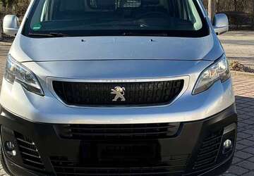 Peugeot Expert 120.000 km 11.900 &euro; München 81241