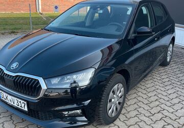 Skoda Fabia 1.244 km 22.990 &euro; Schönebeck 39218