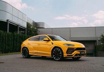 Lamborghini Urus 91.500 km 235.000 &euro; Katowice 40-81