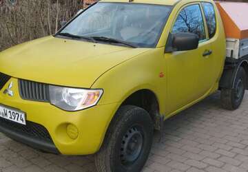 Mitsubishi L200 185.000 km 7.500 &euro; Lancken-Granitz 18586