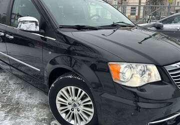 Lancia Voyager 183.000 km 16.888 &euro; Berlin (Pankow) 13127