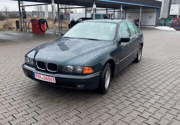 BMW 523 359.000 km 1.300 &euro; Eggenfelden 84307