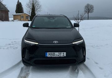 Toyota bZ4X 13.000 km 30.500 &euro; Marienberg 09496