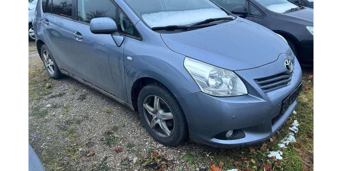 Toyota Verso 240.000 km 5.999 &euro; Kirchheim b. München 85551