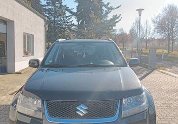 Suzuki Vitara 68.000 km 6.500 &euro; Bad Muskau 02953