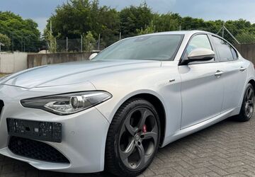 Alfa Romeo Giulia 43.000 km 24.900 &euro; Wettenberg 35435