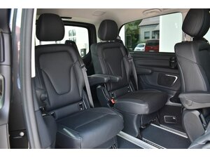 Mercedes-Benz V 300 d lang 4Matic 9G-Tronic Camper-Edition 82.823 km 52.995 &euro; Donauwörth 86609