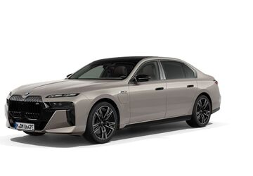 BMW M760 4.790 km 128.790 &euro; München 81245