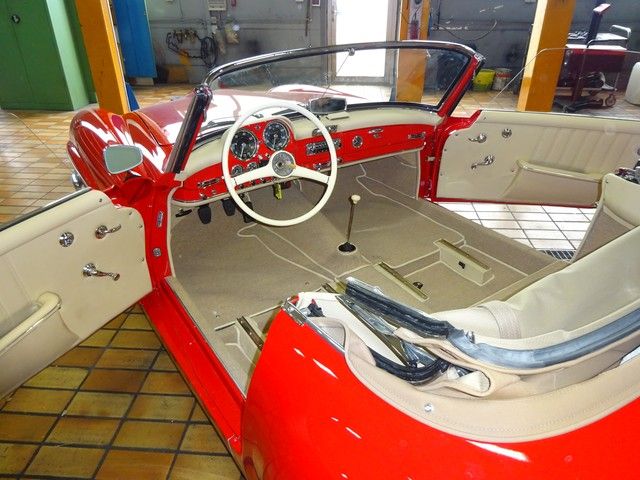 Mercedes-Benz 190 8.740 km 159.800 &euro; Berlin 10553