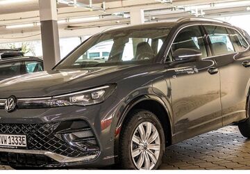 VW Tiguan 9.990 km 55.990 &euro; Stuttgart 70563