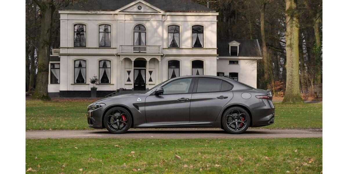 Alfa Romeo Giulia 20.905 km 87.500 &euro; Nunspeet 