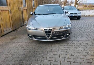 Alfa Romeo 147 145.400 km 3.890 &euro; Kümmersbruck 92245