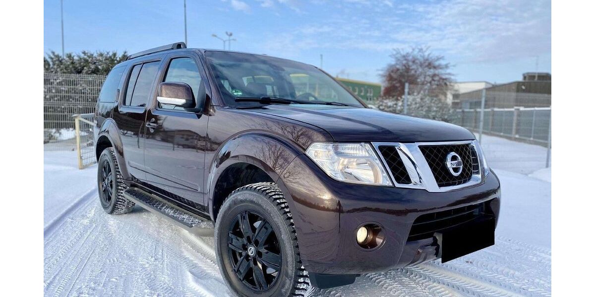 Nissan Pathfinder 164.422 km 13.700 &euro; Sonneberg 96515