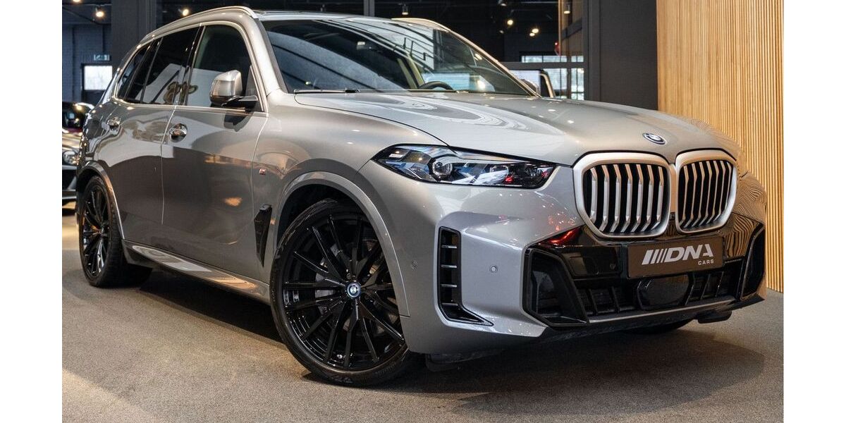 BMW X5 M 7.714 km 104.995 &euro; Kleve 47533