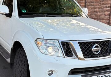 Nissan Pathfinder 145.000 km 18.499 &euro; Köln 50999