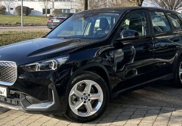 BMW iX1 28.310 km 36.490 &euro; Essingen 73457