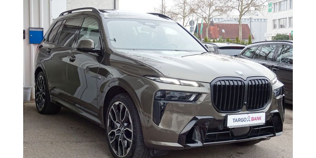 BMW X7 90.000 km 75.950 &euro; Dachau (bei München) 85221