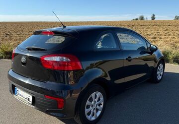 Kia Rio 105.187 km 5.500 &euro; Sindelfingen 71069