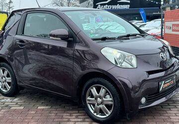 Toyota IQ 76.152 km 7.990 &euro; BERLIN 13127