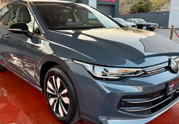 VW Golf 29.502 km 25.990 &euro; Düsseldorf 40589