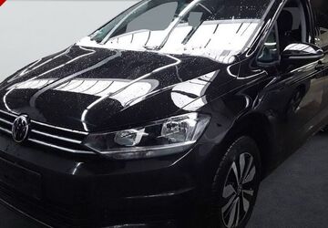 VW Touran 26.866 km 29.970 &euro; Saal a.d. Donau 93342